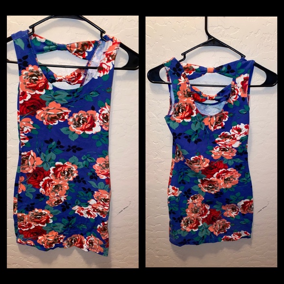 Floral dress - Picture 1 of 3